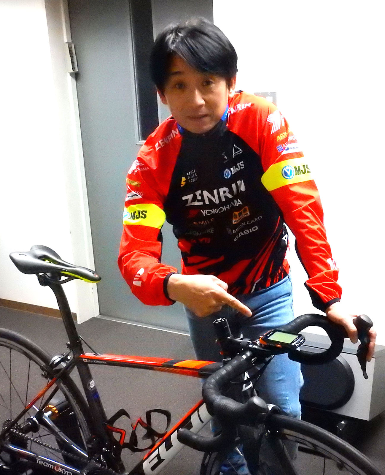 Team Ukyo 「チームウキョウ」 Reve 2014年 ロードバイク